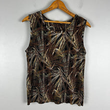 Load image into Gallery viewer, Plisse Palm Leaf Print Blouse
