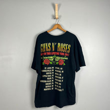 Load image into Gallery viewer, Guns and roses band t-shirt
