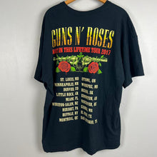 Load image into Gallery viewer, Guns and roses band t-shirt
