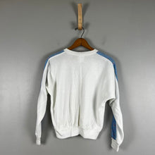 Load image into Gallery viewer, Vintage Avon fashions pullover
