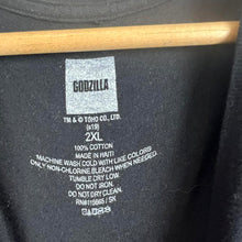 Load image into Gallery viewer, Vintage official Godzilla 2000 t-shirt
