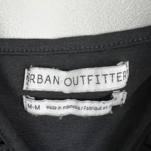 Load image into Gallery viewer, Urban outfitters tank top
