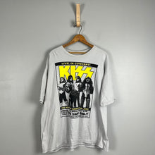 Load image into Gallery viewer, RARE KISS band t-shirt
