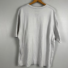 Load image into Gallery viewer, RARE KISS band t-shirt
