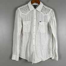 Load image into Gallery viewer, Y2K Hurley women’s button up blouse
