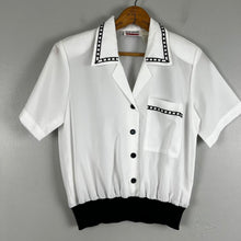 Load image into Gallery viewer, Vintage Judy bond top
