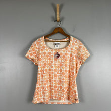 Load image into Gallery viewer, Walt Disney world patterned t-shirt
