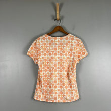 Load image into Gallery viewer, Walt Disney world patterned t-shirt
