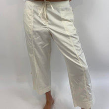 Load image into Gallery viewer, Tommy Bahama pants
