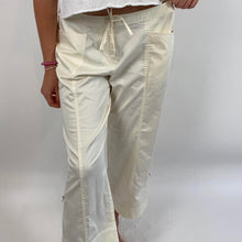 Load image into Gallery viewer, Tommy Bahama pants
