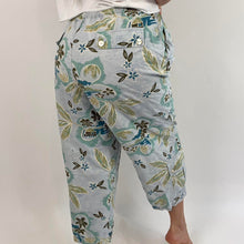 Load image into Gallery viewer, Vintage Tommy Bahama pants
