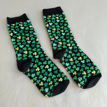 Load image into Gallery viewer, Retro shamrock socks
