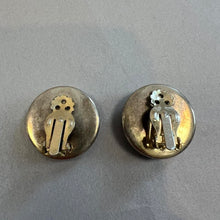 Load image into Gallery viewer, Vintage clip on earrings
