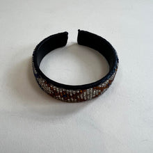 Load image into Gallery viewer, Vintage Handmade beaded bracelet
