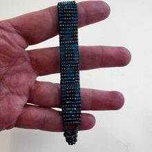 Load image into Gallery viewer, Vintage beaded bracelet
