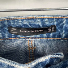 Load image into Gallery viewer, Zara trafaluc jean shorts
