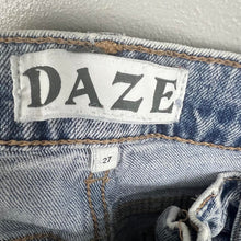 Load image into Gallery viewer, DAZE high rise women’s Jeans
