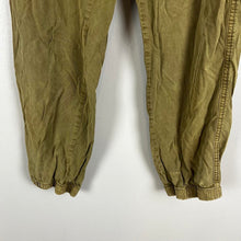 Load image into Gallery viewer, Sanctuary olive green cargo pants
