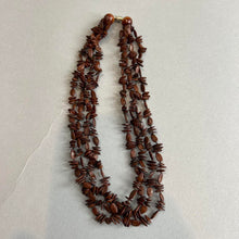Load image into Gallery viewer, Vintage Hawaiian koa seed necklace
