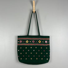 Load image into Gallery viewer, Vintage beaded tote bag
