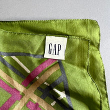 Load image into Gallery viewer, Vintage gap scarf
