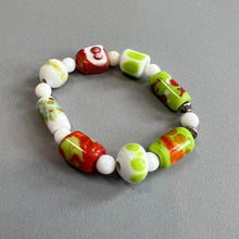 Load image into Gallery viewer, Glass beaded bracelet
