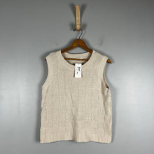 Load image into Gallery viewer, Z supply Jillian checkered sweater vest
