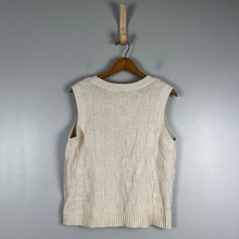 Load image into Gallery viewer, Z supply Jillian checkered sweater vest
