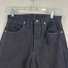 Load image into Gallery viewer, Wrangler women’s jeans
