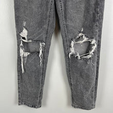 Load image into Gallery viewer, Wild fable ripped jeans
