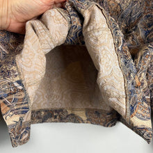 Load image into Gallery viewer, Analogy patterned Jacket
