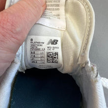 Load image into Gallery viewer, New balance classic 574 sneakers
