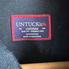 Load image into Gallery viewer, UNTUCKit veneto men’s shirt

