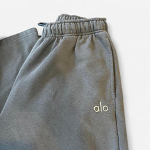 Load image into Gallery viewer, Alo accolade hoodie and sweats set
