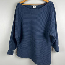 Load image into Gallery viewer, Cabi utopia pullover sweater
