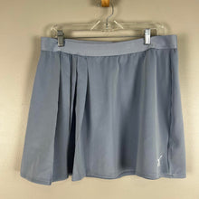Load image into Gallery viewer, Puma active skirt
