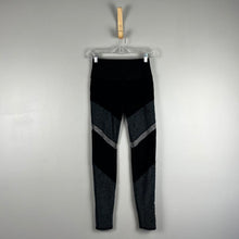 Load image into Gallery viewer, Alo yoga alosoft Sheila leggings
