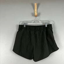 Load image into Gallery viewer, Old navy active shorts
