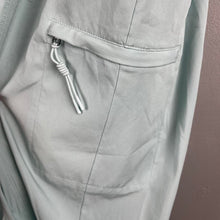 Load image into Gallery viewer, LIVI by Lane Bryant capri jogger
