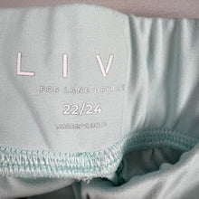 Load image into Gallery viewer, LIVI by Lane Bryant capri jogger
