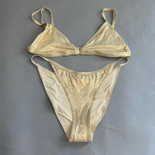 Load image into Gallery viewer, Sandy Beach bikini set
