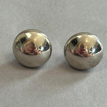Load image into Gallery viewer, Vintage silver earrings
