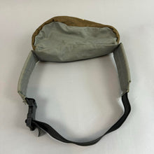 Load image into Gallery viewer, Vintage outdoor products fanny pack
