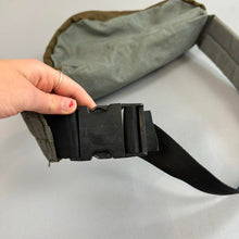 Load image into Gallery viewer, Vintage outdoor products fanny pack
