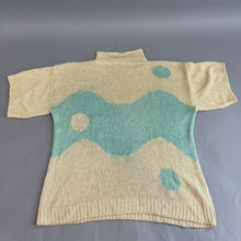 Load image into Gallery viewer, Vintage Liz Claiborne sweater
