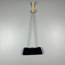 Load image into Gallery viewer, Woven evening bag
