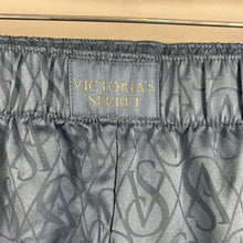 Load image into Gallery viewer, Victoria’s Secret shorts
