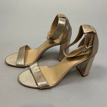 Load image into Gallery viewer, Ann Taylor Reese suede pumps
