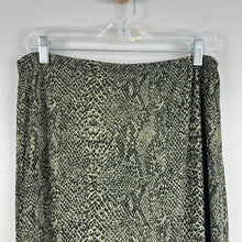 Load image into Gallery viewer, Vintage fashion bug skirt
