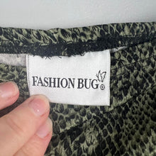 Load image into Gallery viewer, Vintage fashion bug skirt
